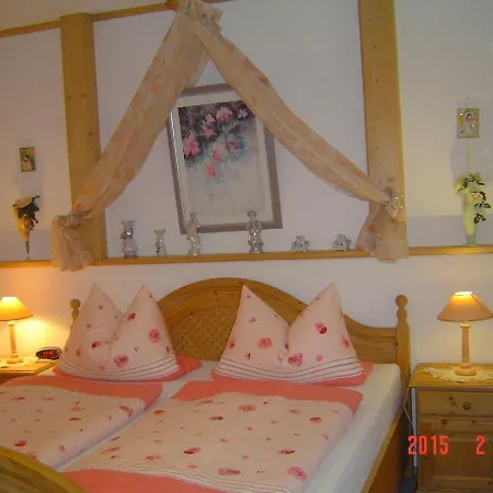 Апартаменты Ferienwohnung-im-haus-christine *